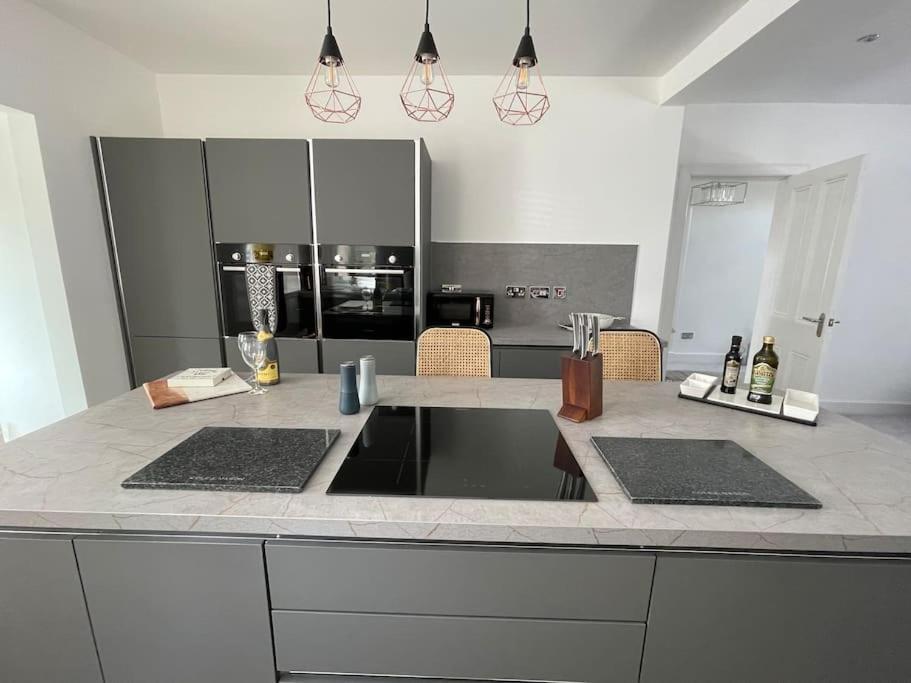 Fantastic Home In Brightons, Falkirk. Polmont Екстериор снимка