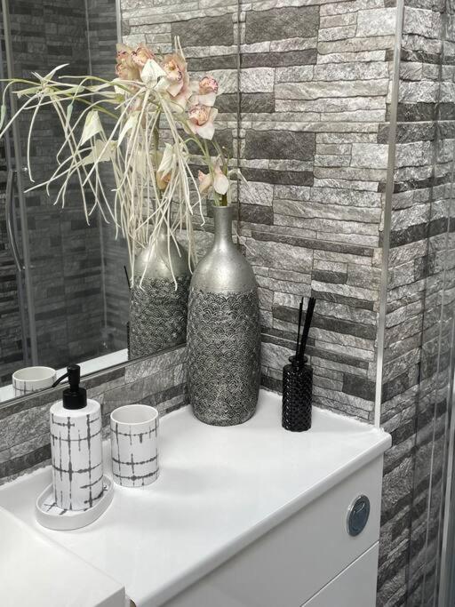 Fantastic Home In Brightons, Falkirk. Polmont Екстериор снимка