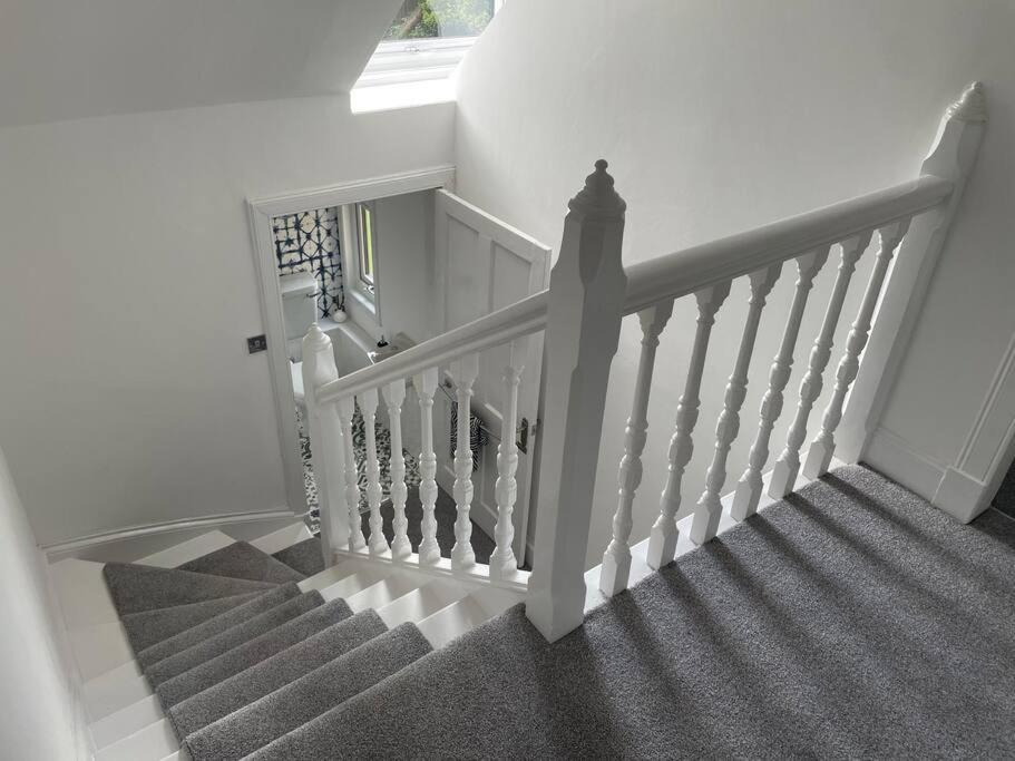 Fantastic Home In Brightons, Falkirk. Polmont Екстериор снимка